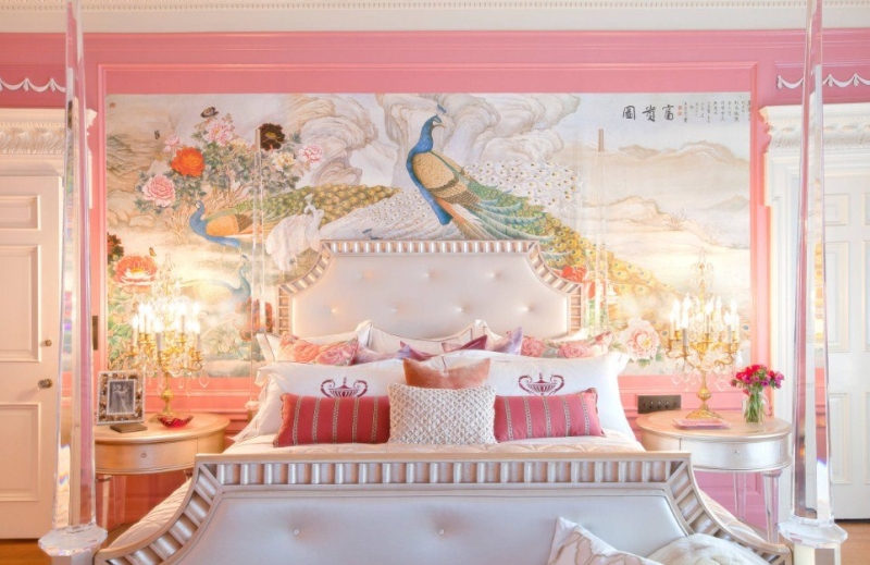 Оформляем серо-розовую спальню