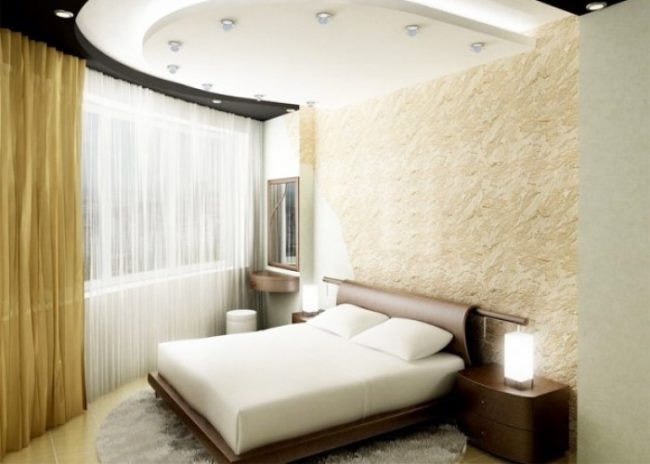 Дизайн спальни 9 кв м:Точечное освещение в небольшой спальне