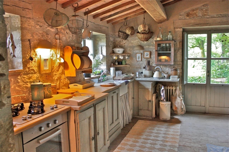 Деревенская кухня: стилистические особенности дизайна
